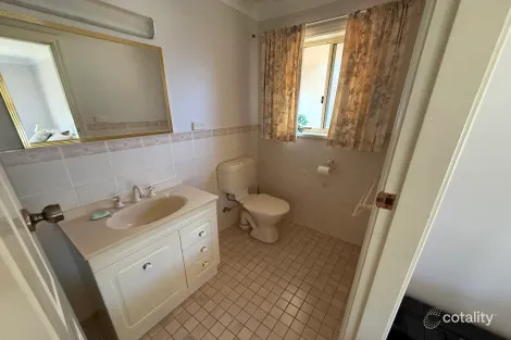 Property photo of 6B Thomas Tom Crescent Parkes NSW 2870