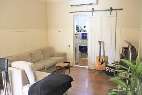 Property photo of 10 Queen Street Greenhill NSW 2440
