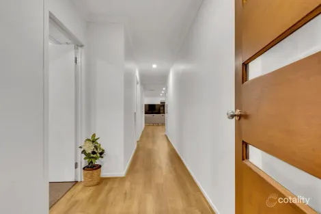 Property photo of 15 Vasse Circuit Mount Duneed VIC 3217