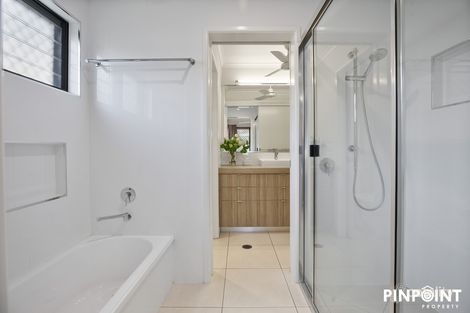 Property photo of 4 Challenger Street Beaconsfield QLD 4740