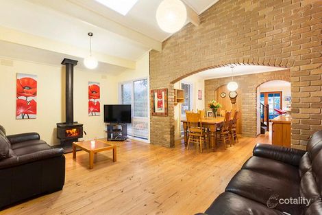 Property photo of 10 Calypso Court Forest Hill VIC 3131
