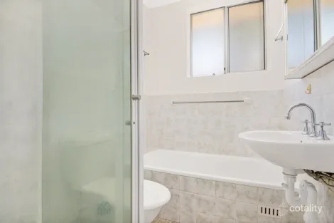 Property photo of 16/77 Pacific Parade Dee Why NSW 2099