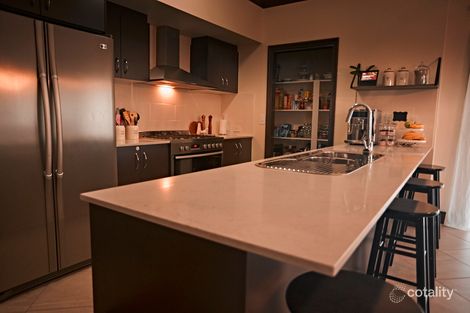 Property photo of 10 Bellfield Place Kensington Grove QLD 4341