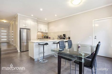 Property photo of 2/12 Lena Grove Ringwood VIC 3134