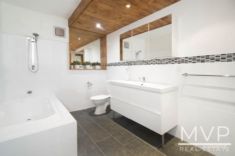 Property photo of 5 Canary Place Kardinya WA 6163