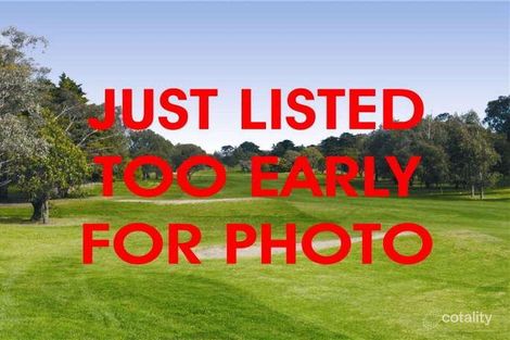 Property photo of 5 Robina Court Dingley Village VIC 3172