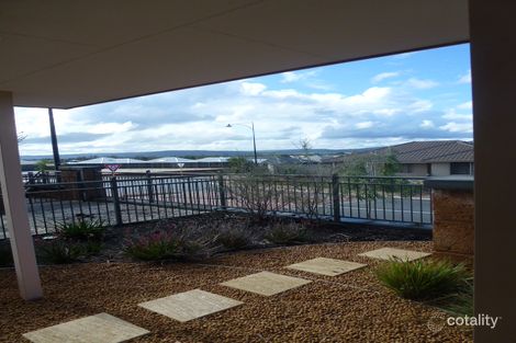 Property photo of 50 Brixton Crescent Ellenbrook WA 6069