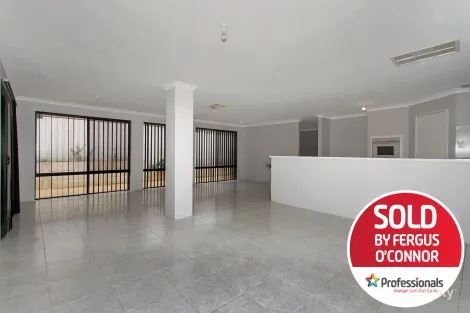 Property photo of 4 Iris Lane Alexander Heights WA 6064