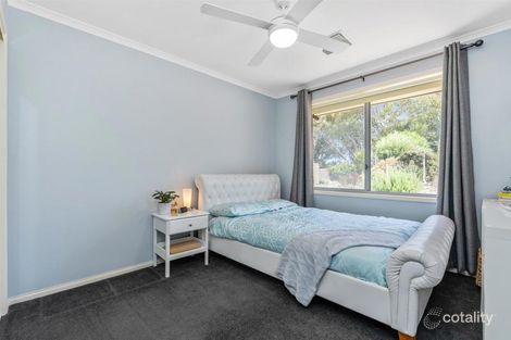 Property photo of 19 Riddoch Crescent Woodcroft SA 5162
