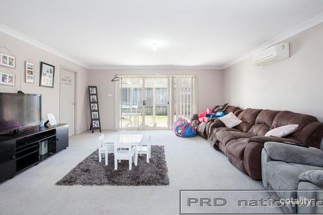 Property photo of 2/14 Semillon Ridge Gillieston Heights NSW 2321