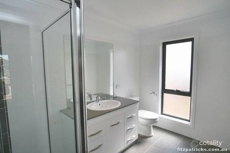 Property photo of 2 Charlton Street Boorooma NSW 2650