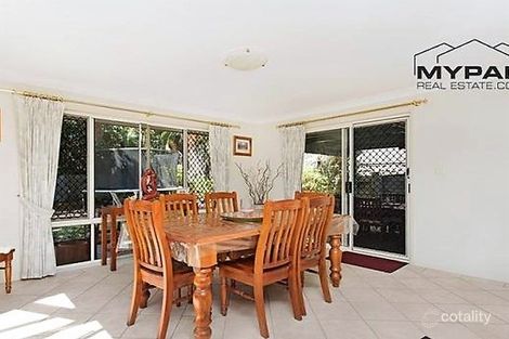 Property photo of 4 Grevillea Place Forest Lake QLD 4078