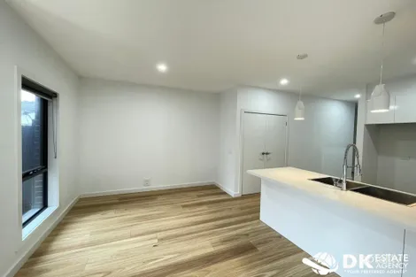 Property photo of 2/4 Greenham Street Maidstone VIC 3012