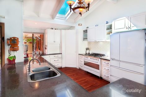 Property photo of 5 Lakehill Gardens Edgewater WA 6027