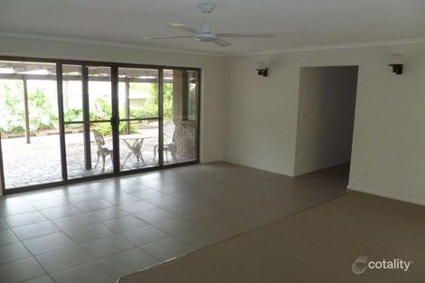 Property photo of 2 Seabreeze Court Ormiston QLD 4160