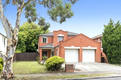 Property photo of 86 Herriotts Boulevard Glen Waverley VIC 3150