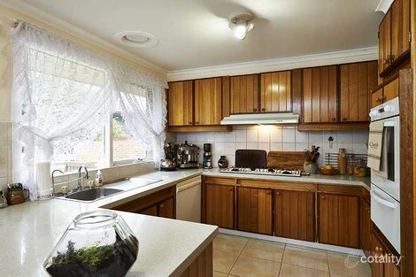 5 Smithfield Sq, Wantirna, VIC 3152