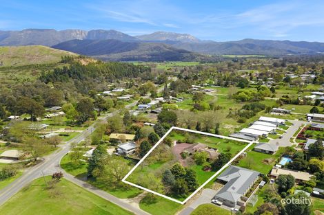 3 Wood St, Porepunkah, VIC 3740