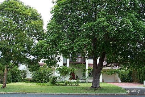 11 Athlone Rd, Floreat, WA 6014