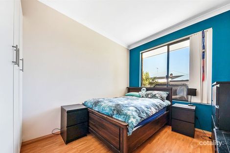 Property photo of 36 Glenelg Way Meadow Springs WA 6210