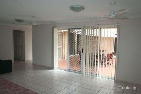 Property photo of 20 Chapman Place Oxley QLD 4075