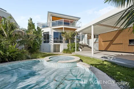 Property photo of 14 Floyd Street Trigg WA 6029