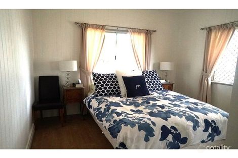 Property photo of 23 Glendower Street Mount Lofty QLD 4350