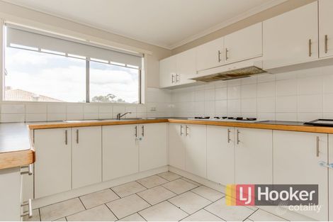 Property photo of 34 Bounty Way Berwick VIC 3806
