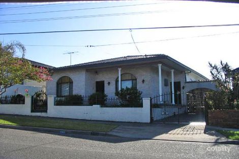 302 Queen St, Hurlstone Park, NSW 2193