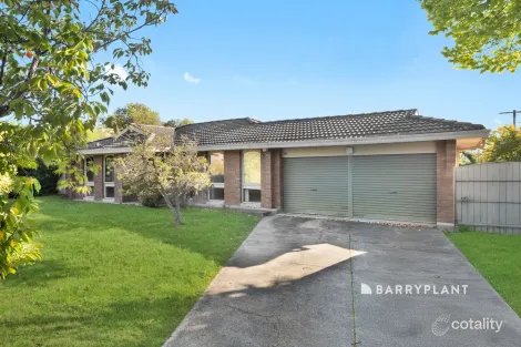 10 Lloyd Ave, Narre Warren, VIC 3805
