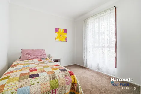 Property photo of 32 Marrett Way Cranebrook NSW 2749