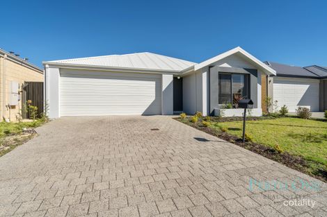 Property photo of 52 Sunstone Boulevard Treeby WA 6164