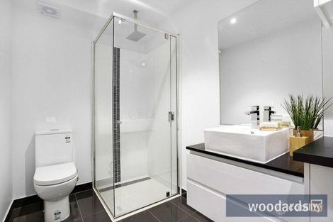 Property photo of 11 Claire Street McKinnon VIC 3204