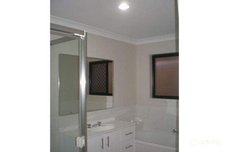 Property photo of 6 Lawley Crescent Pacific Pines QLD 4211