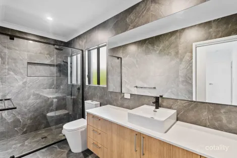 Property photo of 24 Mungana Circuit Smithfield QLD 4878