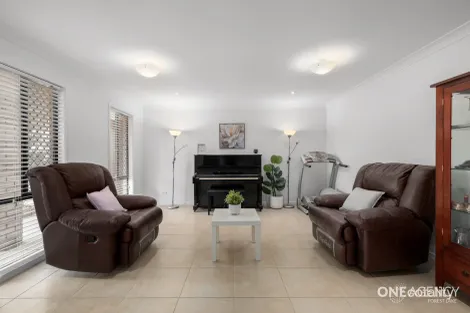Property photo of 10 Daisy Place Doolandella QLD 4077
