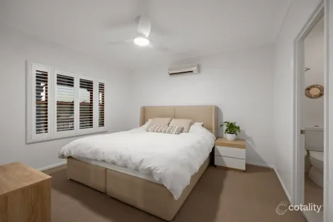 Property photo of 13 Violet Avenue Springfield Lakes QLD 4300