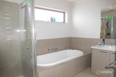 Property photo of 41 Settlers Drive Kialla VIC 3631