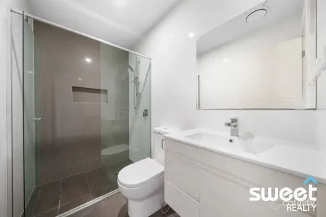 Property photo of 10 Dalana Glade Riverstone NSW 2765