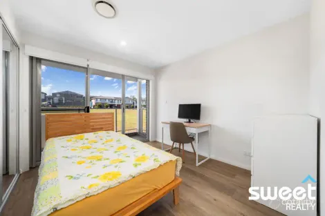 Property photo of 10 Dalana Glade Riverstone NSW 2765