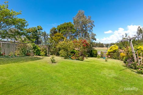 Property photo of 7 Arnott Crescent Warriewood NSW 2102