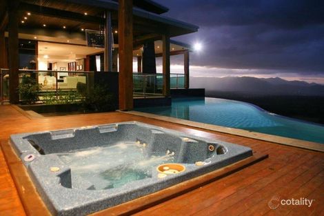 948-950 Mount Nebo Rd, Jollys Lookout, QLD 4520