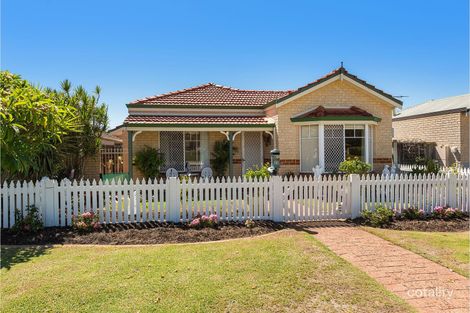 Property photo of 22 Parrotbush Crescent Ellenbrook WA 6069