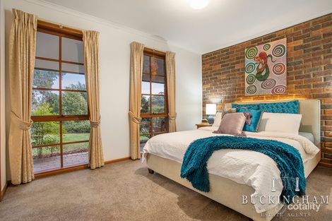 Property photo of 2 Angela Close Eltham North VIC 3095