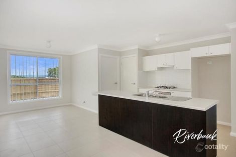 Property photo of 18 Lorimer Crescent Elderslie NSW 2570
