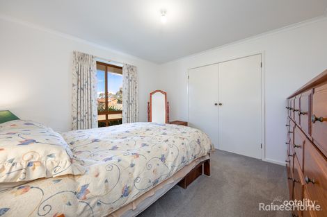 Property photo of 1 Lindrick Court Sunbury VIC 3429
