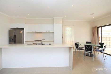 Property photo of 10 Roanoke Grove Deer Park VIC 3023