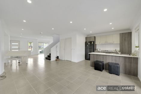 Property photo of 44 Bushlark Crescent Williams Landing VIC 3027