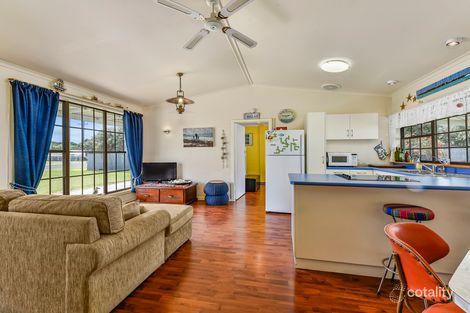 Property photo of 11 Reserve Road Boatswain Point SA 5275