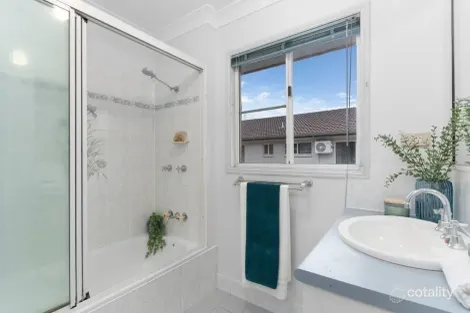 Property photo of 2/17 Lowth Street Rosslea QLD 4812